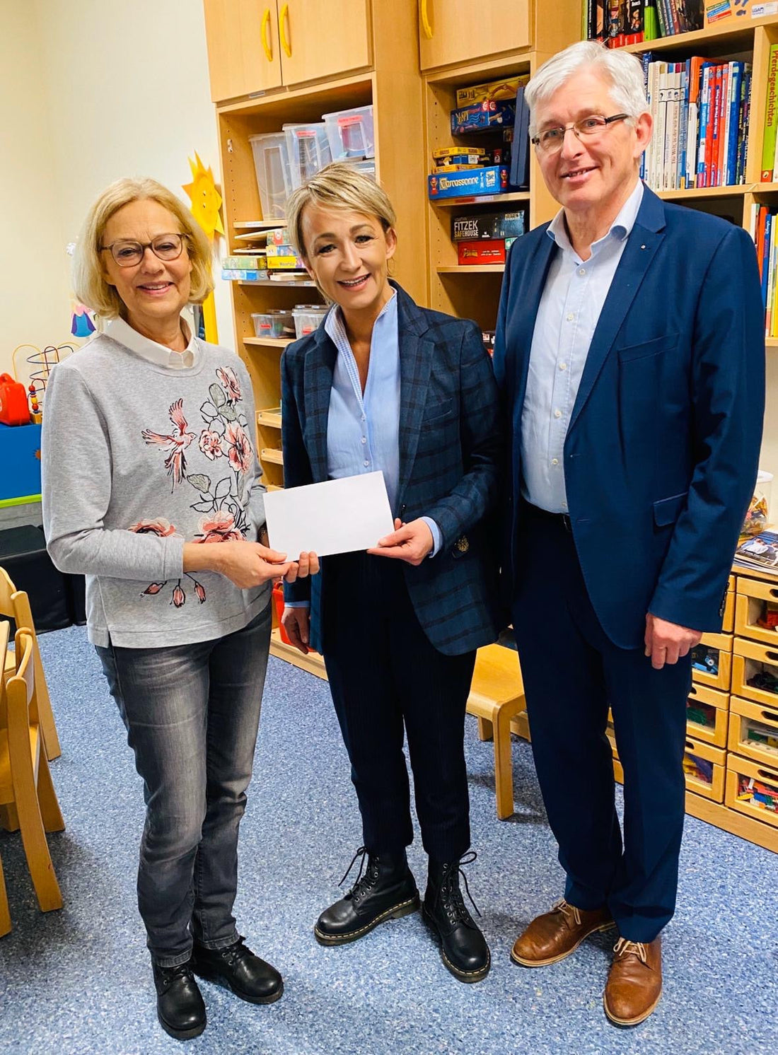 Überreichung der Spende an die Kinderkrebshilfe Münster
