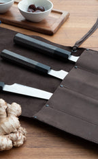 Messertasche aus gewachstem Rindleder, Braun