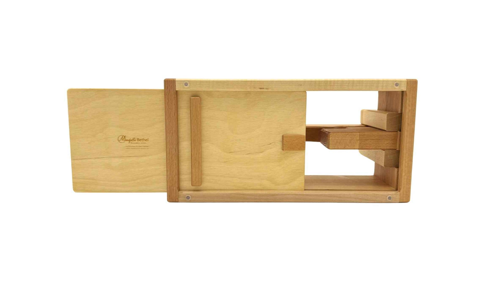 Nussknacker mit Hebel und Schalenfang, Buche