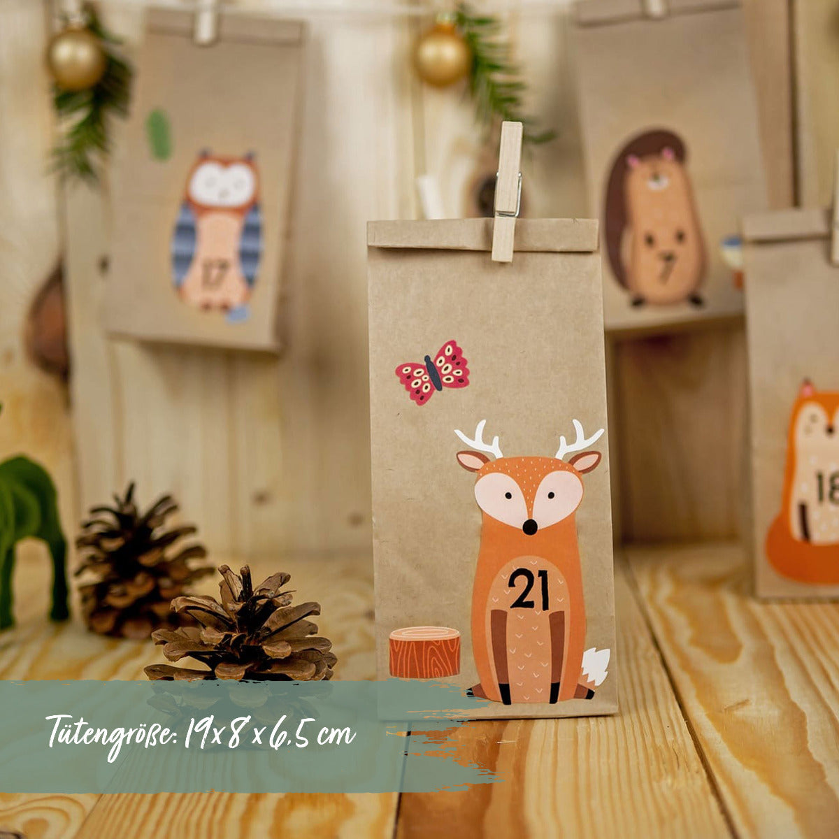 Eine Braune Papiertüte mit einem aufgeklebten Fuchs und der Info "Tütengröße neunzehn x Acht x sechs komma fünf"