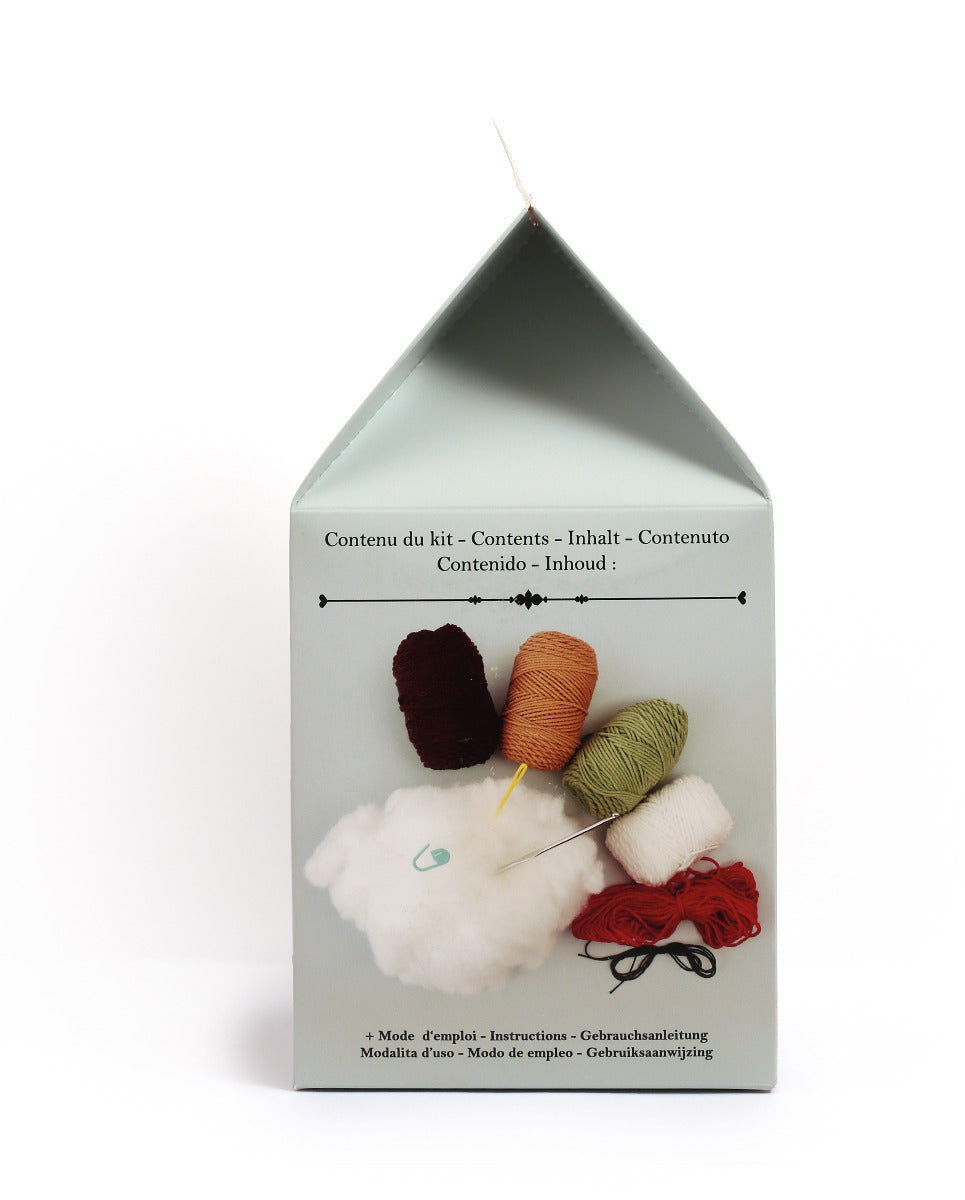 Verpackung der DIY Häckel Puppe "Lina" mit Inhalte