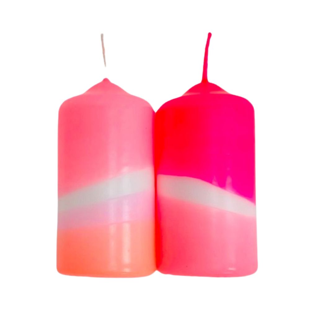 Zwei Stumpenkerzen "FLAMINGO FEATHERS" in verlaufenden Pink-Tönen 