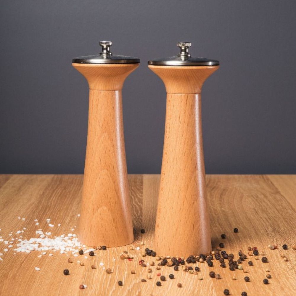 Zwei Mühlen für Salz sowie auch Pfeffer