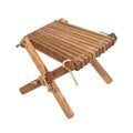 Ein Holztisch mit Seilzug von Ecofurm