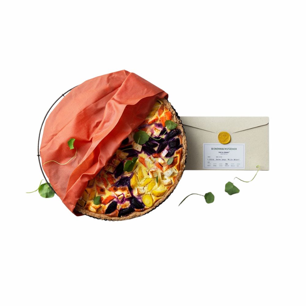 Ein Bienenwachstuch in Rot von Toff