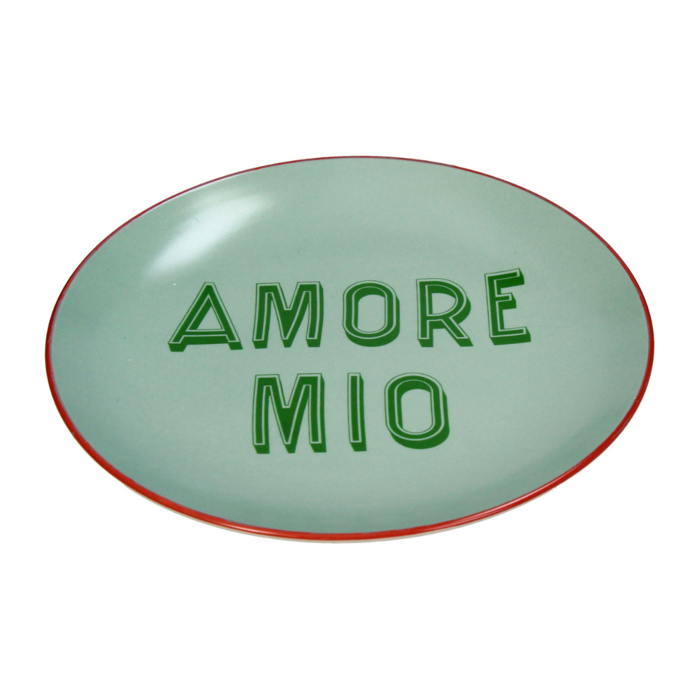 Mint farbiger Teller mit einem roten Rand und der Grünen Schrift "Amore Mio"