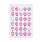 Pinke Ostereier auf Geschirrtuch