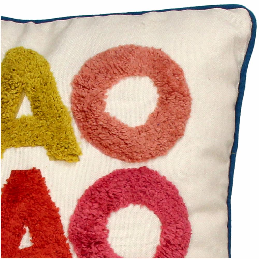 Nahaufnahme der Ecke des "CIAO" Kissens