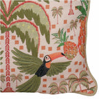 Nahaufnahme des Tetxtils des Quadratischen Toucan Kissens