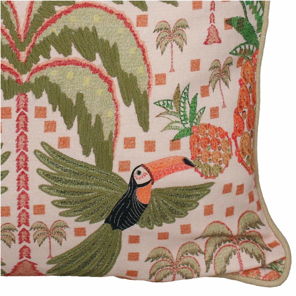 Nahaufnahme des Tetxtils des Quadratischen Toucan Kissens