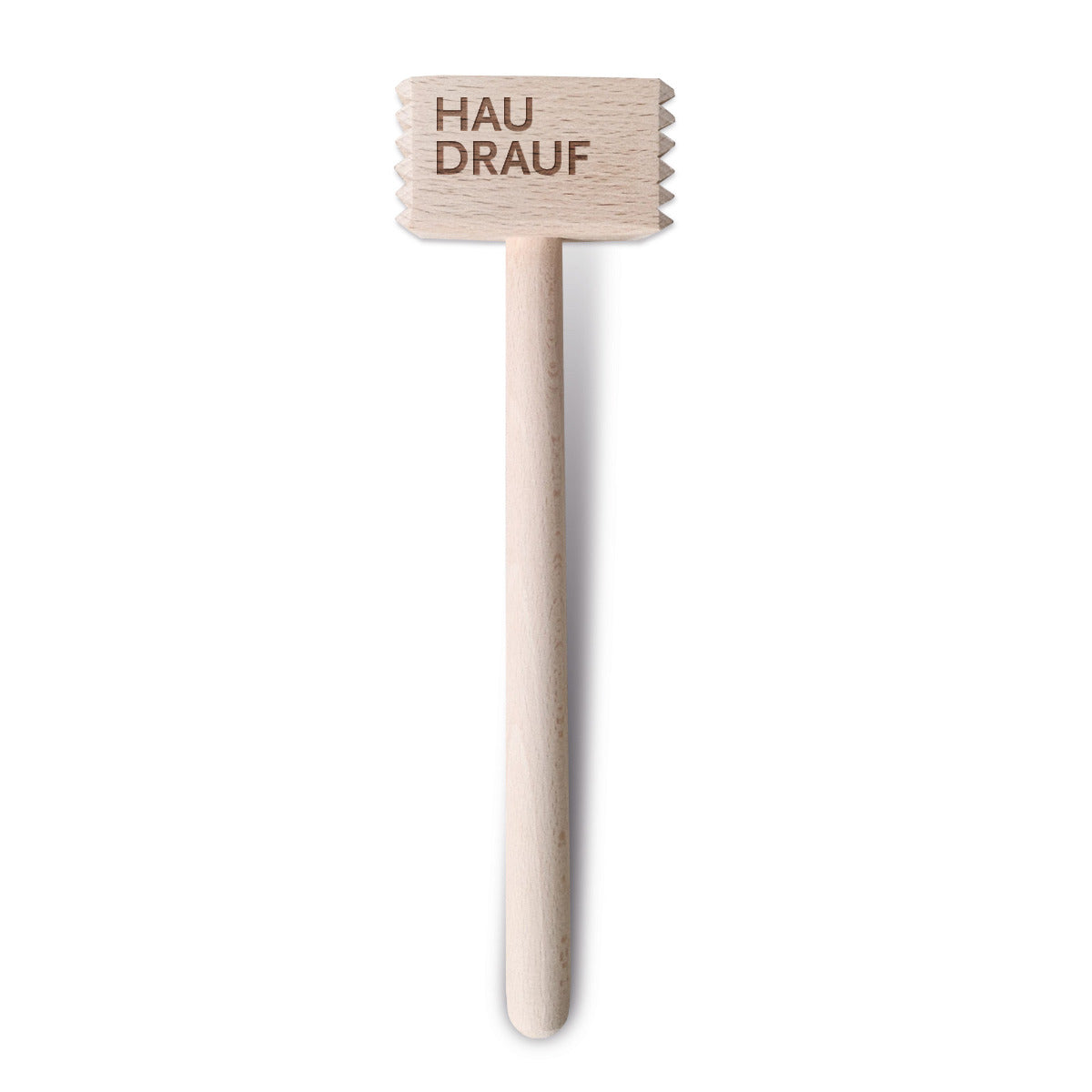 Ein Fleischhammer mit dem Spruch ''Hau drauf'' eingestanzt in den Hammer von der Firma NIce.Home:Design