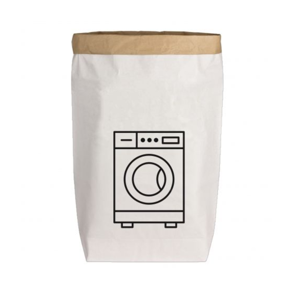 Tüte aus Kraftpapier mit einer aufgedruckten schwarzen Waschmaschine und einem braunen Rand, stehend in einem Badezimme
