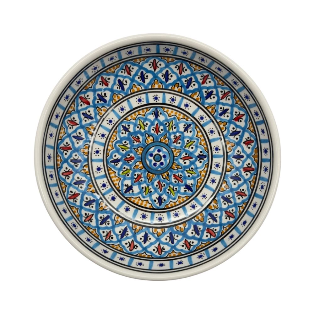 Keramikschale von oben fotografiert mit mediteranem Muster, blaue Töne 