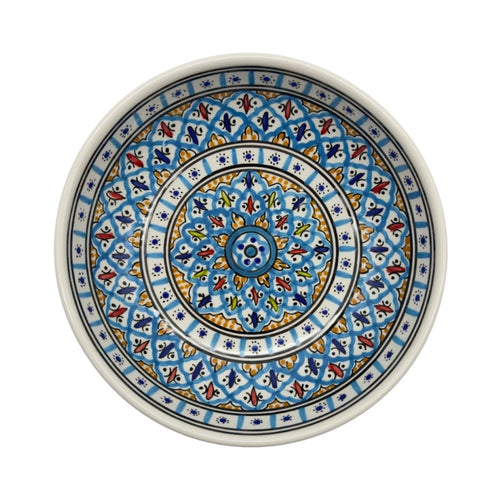 Keramikschale von oben fotografiert mit mediteranem Muster, blaue Töne 