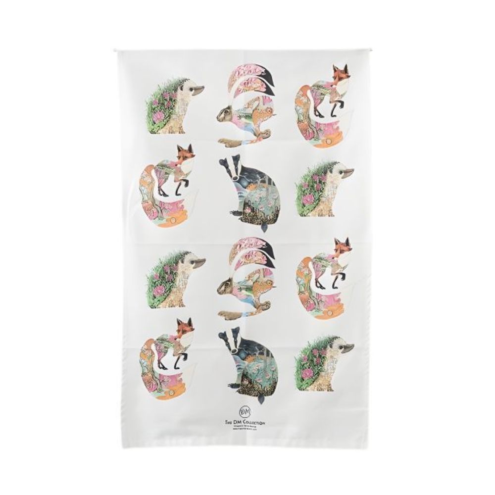 Ein weißes Geschirrtuch mit Tieren als Print von THE DM COLLECTION