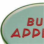 Nahaufnahme der Roten Schrift "BUON APPETITO" 