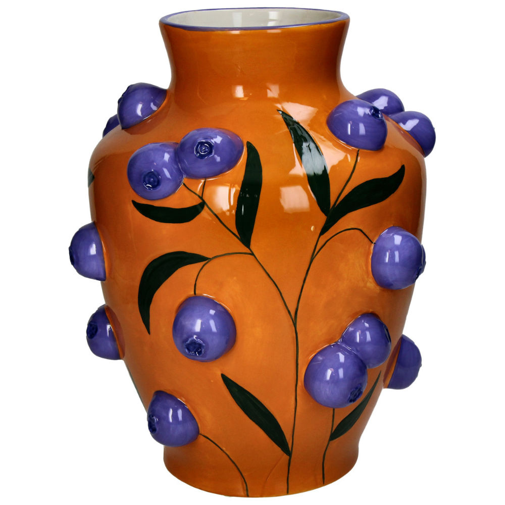 Orangene Deko Vase mit  Blaubeer Muster und Beeren, die 3D haptisch an der Außenwand herrausgucken
