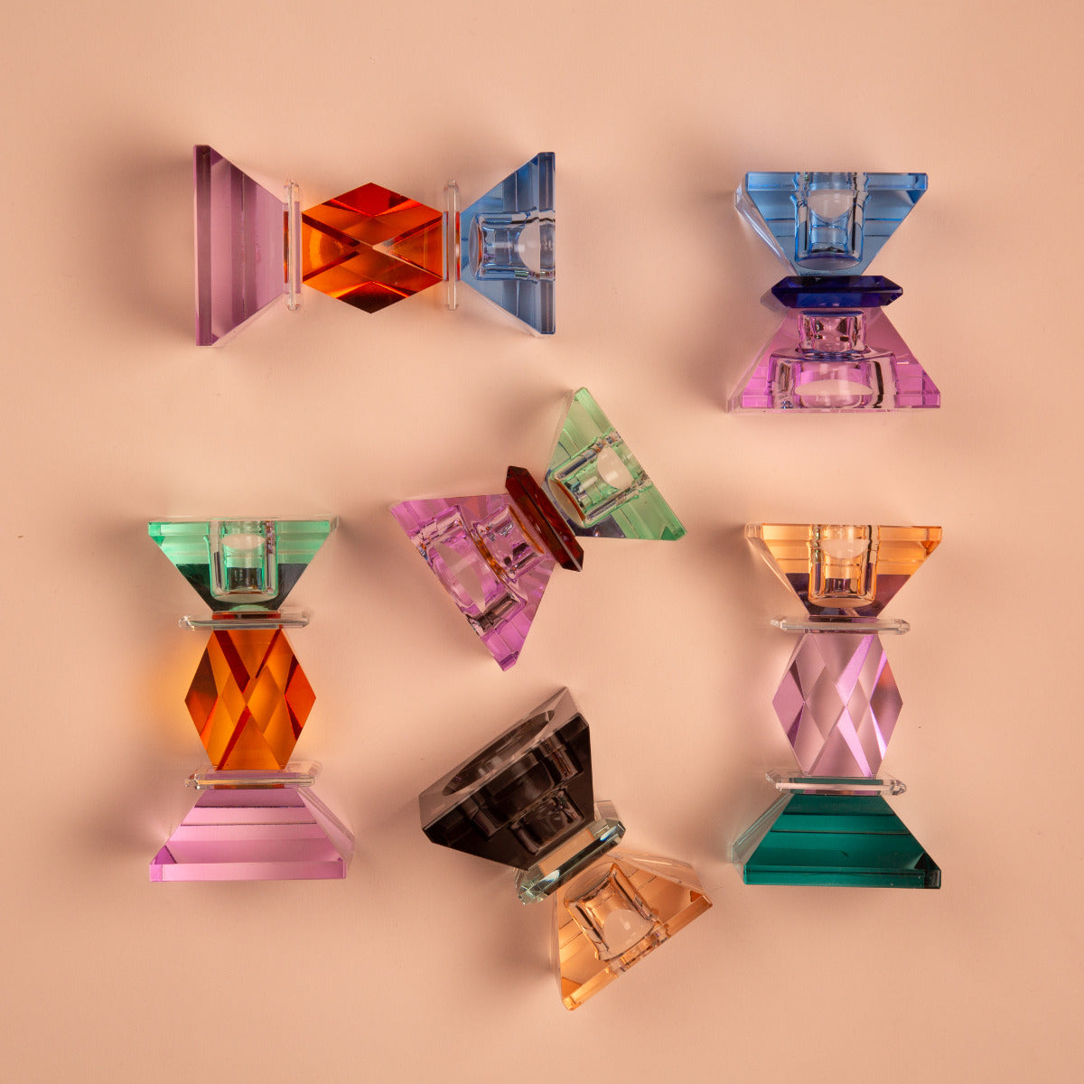 Verschiedene Farben und Formen von Dioptrics Kristallhalter