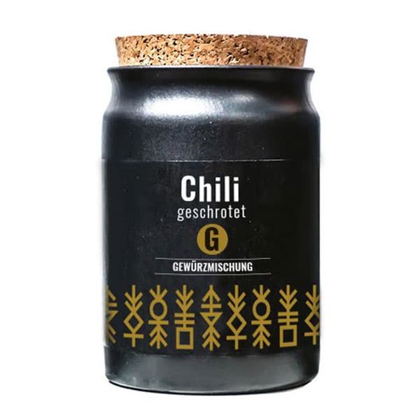 Chili geschrotet im Tontopf