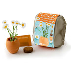 Ostereier mit Gänseblümchen