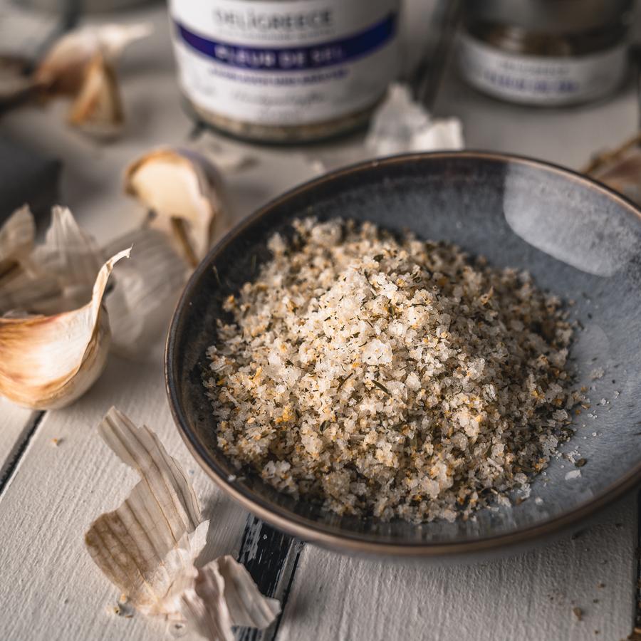 Fleur de Sel, handgeschöpftes Meersalz mit Knoblauch