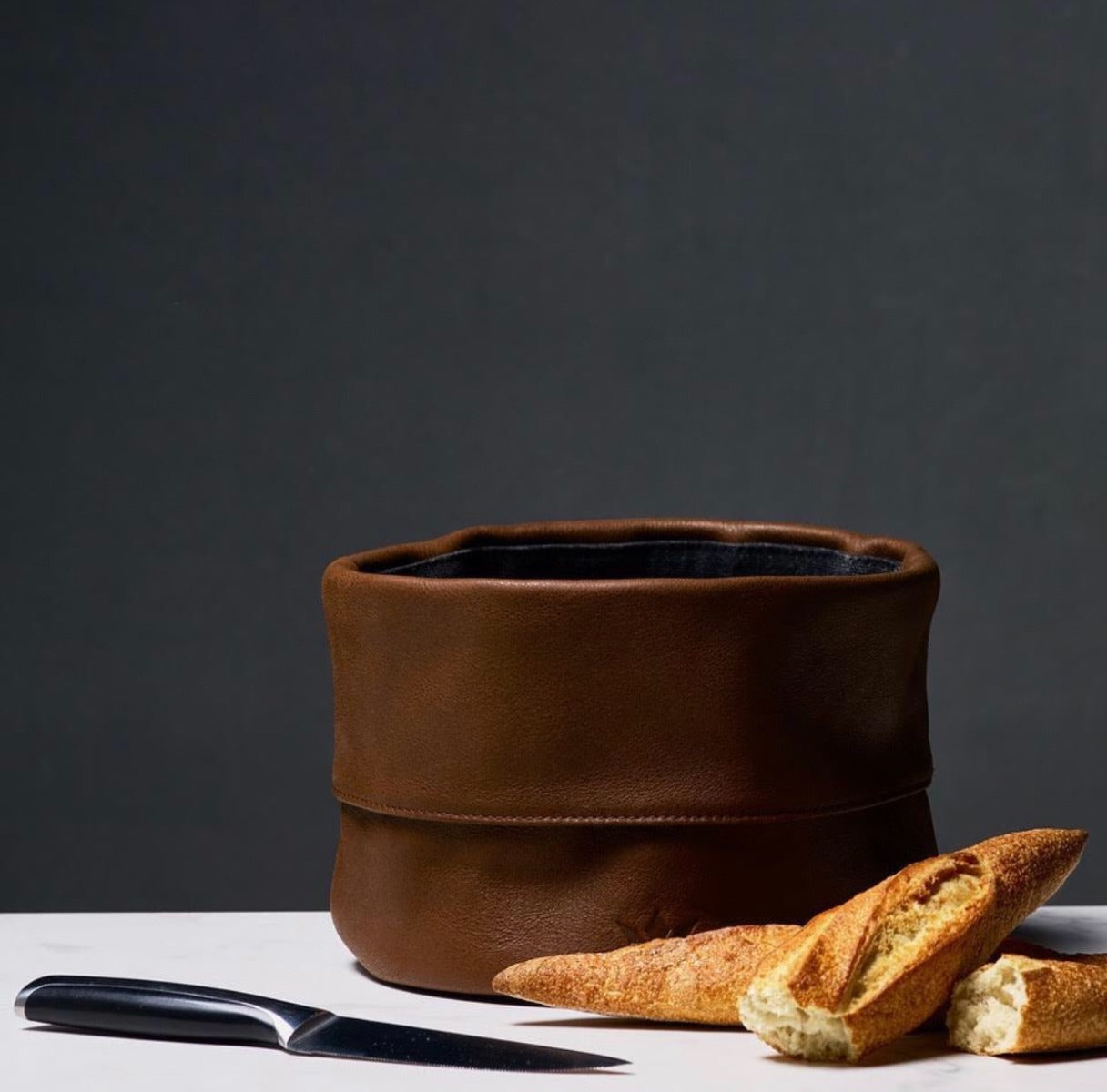 Brotkorb aus Leder - Vintage Cognac