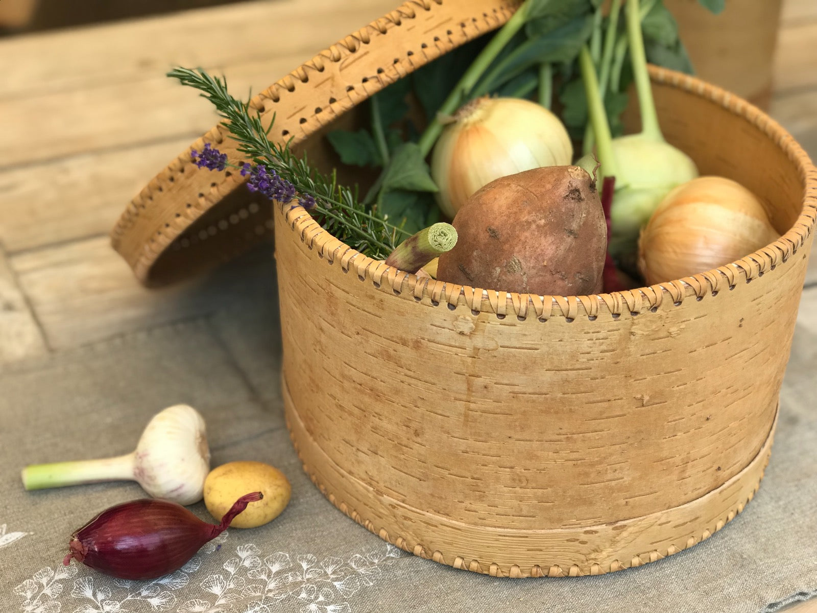 Brotkasten Lena aus Birkenrinde