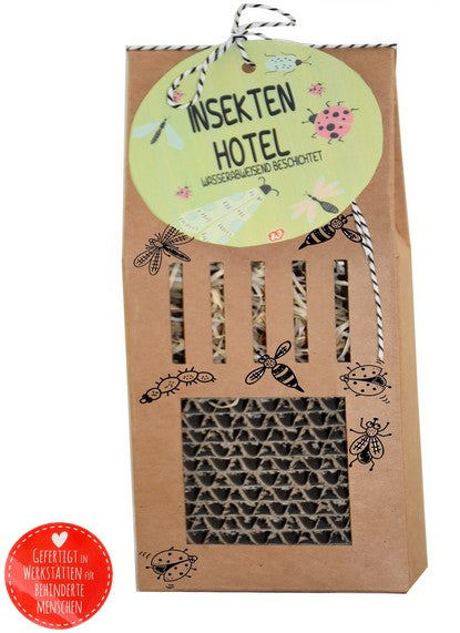 Insekten Hotel aus Pappe