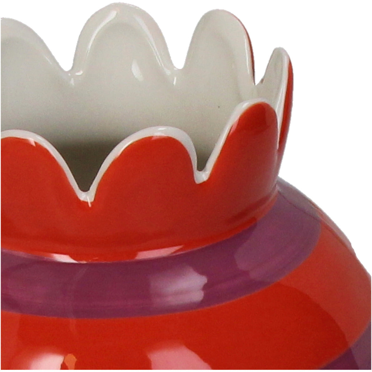 Nahaufnahme der Ründlichen Deko Vase horizontal gestreift in rot und lila mit einer Blumenartigen öffnung
