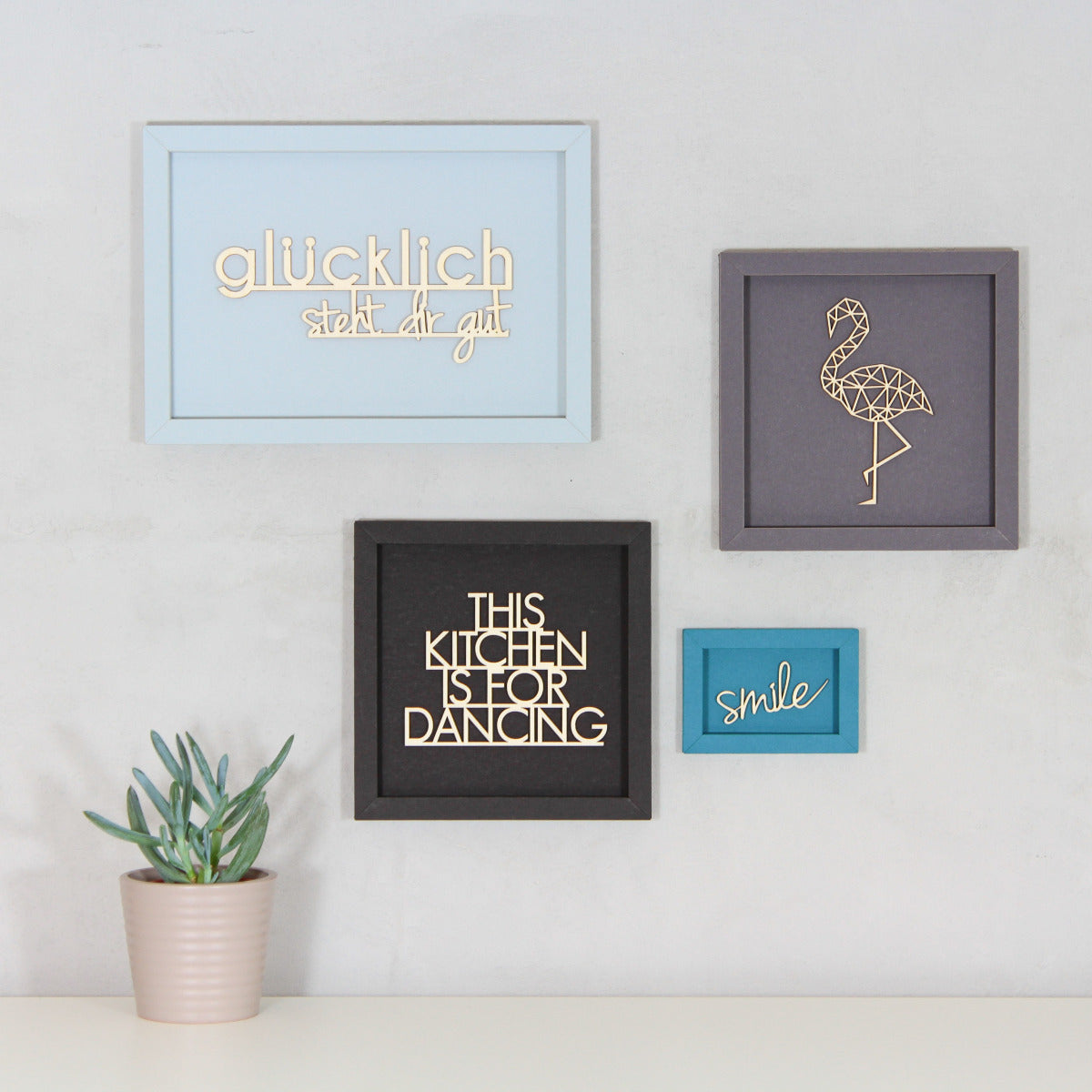 Nette Worte Wanddekoration - Dahoam, dunkelgrau in M