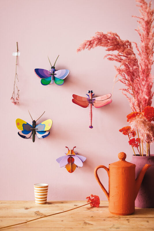 Ruby Dragonfly Wanddeko DIY